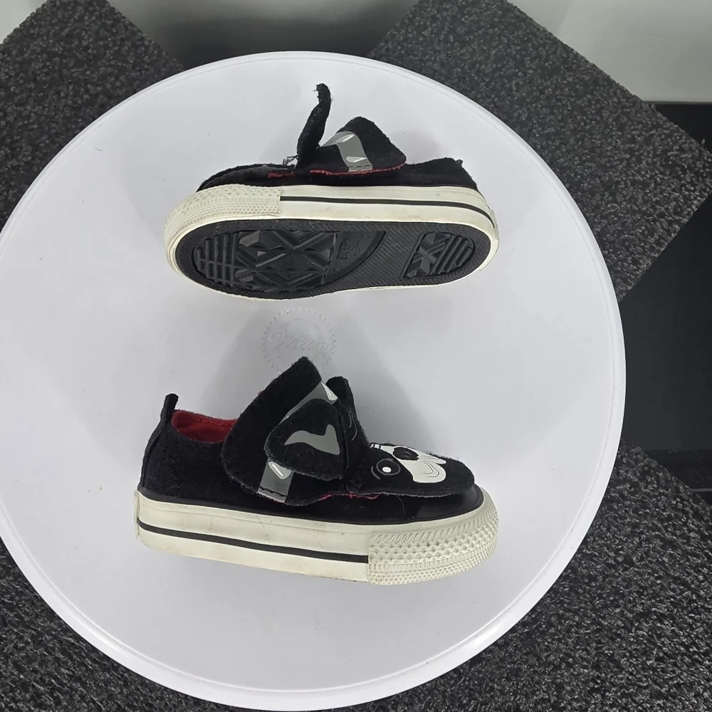 Converse Chuck Taylor All Star French Bulldog Infants Sneakers Size 3 Shoes